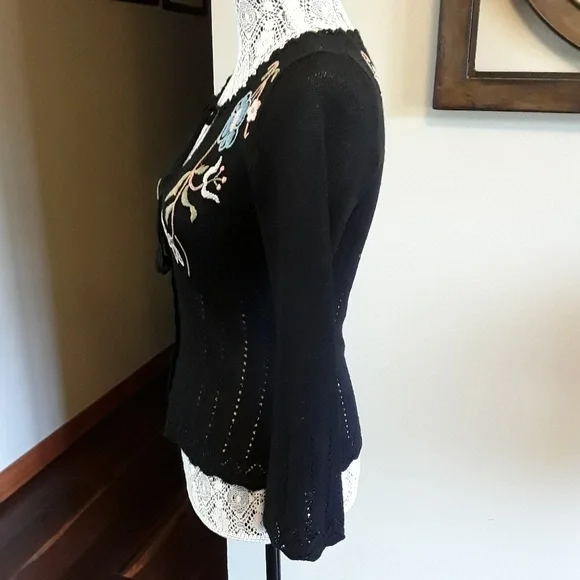 - ⭐️⭐️- Nanette Lepore floral Lovesong embroidered cardigan.. RARE find. - Picture 7 of 8